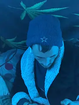 Snapshot of bugboy chatting on February 22, 7:00 am bugboy online show from February 22, 7:00 am