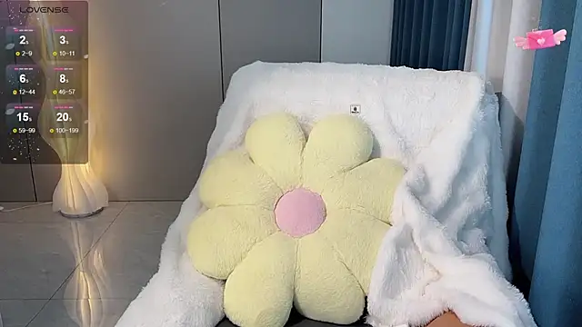 Mandy-- online show from October 30, 3:38 am