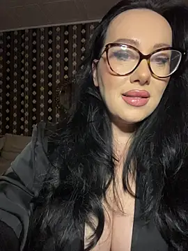 AnnaAnn online show from February 1, 8:07 pm