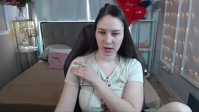 Snapshot of MollyBrams chatting on February 24, 4:49 am MollyBrams online show from February 24, 4:49 am