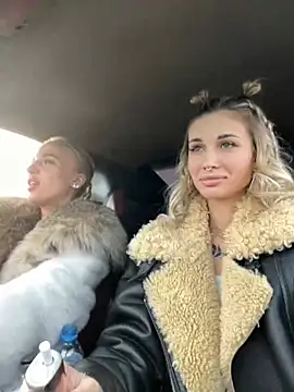 Snapshot of Charming_Ritta chatting on January 17, 7:19 am Charming Ritta online show from January 17, 7:19 am