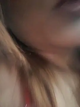 Snapshot of Indianpleasure300 chatting on November 17, 7:40 pm Indianpleasure300 online show from November 17, 7:40 pm