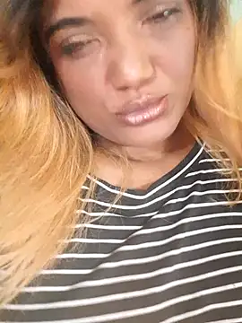 Indianpleasure300 online show from March 4, 8:05 pm