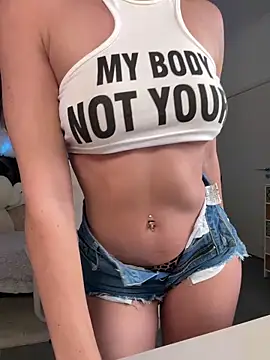 Snapshot of Meliazz chatting on March 23, 6:58 am Meliazz online show from March 23, 6:58 am