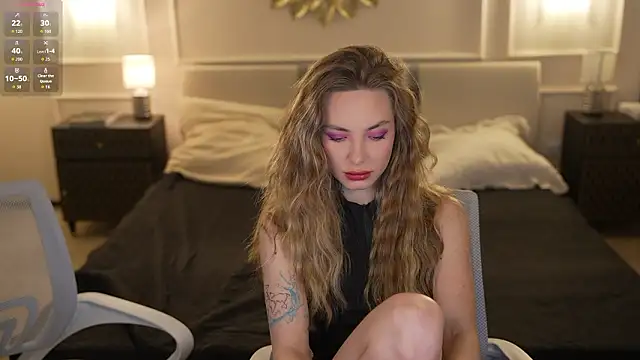 Snapshot of Kisasolo chatting on February 8, 7:44 pm Kisasolo online show from February 8, 7:44 pm