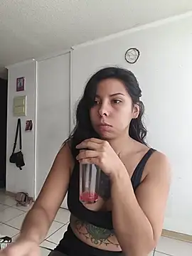 Snapshot of Diosagata chatting on July 2, 3:29 pm Diosagata online show from July 2, 3:29 pm