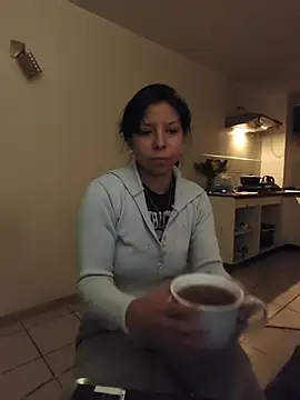 Snapshot of Diosagata chatting on May 21, 2:42 am Diosagata online show from May 21, 2:42 am