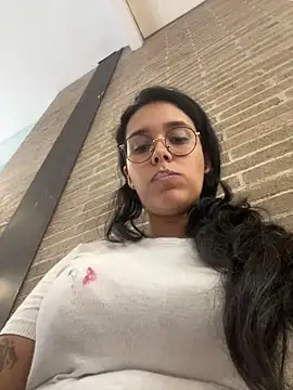 Snapshot of Annya-sweet chatting on February 5, 10:22 pm Annya-sweet online show from February 5, 10:22 pm