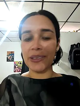 Snapshot of Annya-sweet chatting on February 10, 2:16 pm Annya-sweet online show from February 10, 2:16 pm