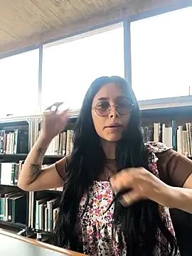 Snapshot of Annya-sweet chatting on January 15, 2:42 pm Annya-sweet online show from January 15, 2:42 pm