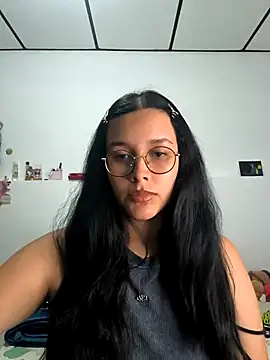 Snapshot of Annya-sweet chatting on September 18, 1:47 pm Annya-sweet online show from September 18, 1:47 pm