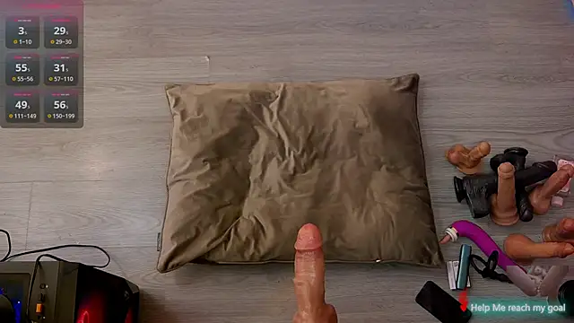 Snapshot of Redhead_Shark_new chatting on October 5, 12:18 pm Redhead Shark new online show from October 5, 12:18 pm