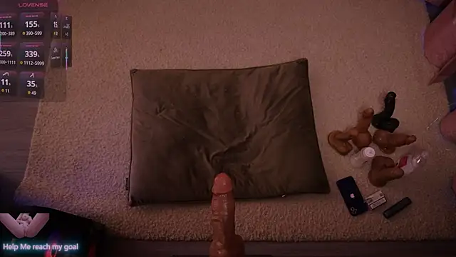 Snapshot of Redhead_Shark_new chatting on November 24, 1:22 pm Redhead Shark new online show from November 24, 1:22 pm