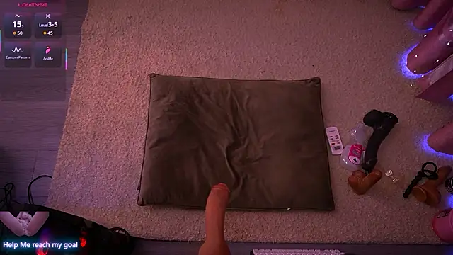 Redhead Shark new online show from March 13, 1:16 pm