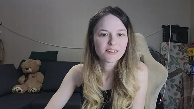 Snapshot of Nate__ chatting on November 29, 2:44 am Nate online show from November 29, 2:44 am