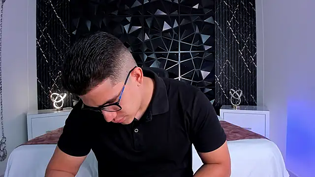 JeffDaltton online show from November 24, 8:31 pm