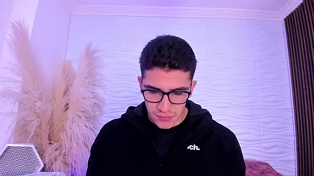 JeffDaltton online show from April 22, 11:50 am