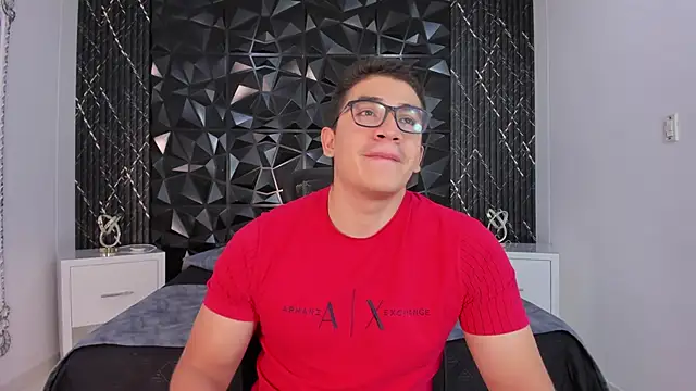 Snapshot of JeffDaltton chatting on December 14, 8:36 pm JeffDaltton online show from December 14, 8:36 pm