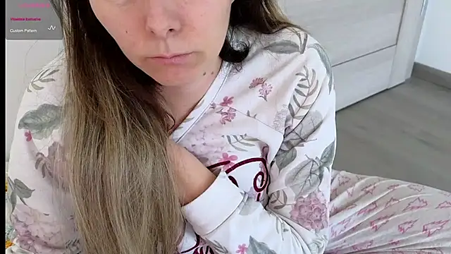 Snapshot of Claraxxxxx chatting on March 2, 12:47 pm Claraxxxxx online show from March 2, 12:47 pm
