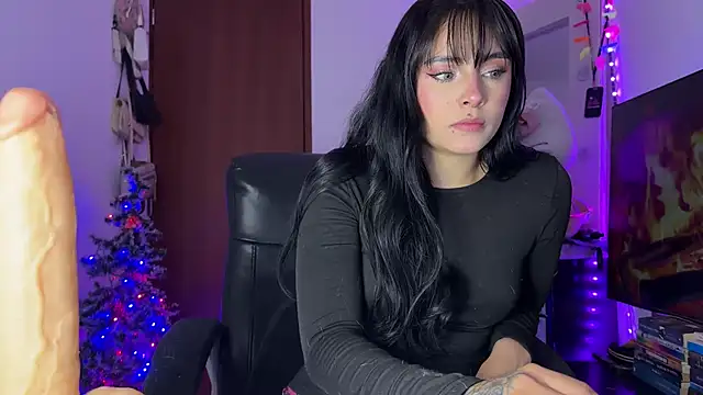 salome polaniiee online show from November 29, 4:45 am