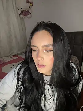 salome polaniiee online show from April 4, 5:14 am