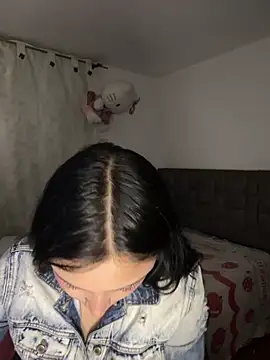 salome polaniiee online show from April 11, 5:15 am