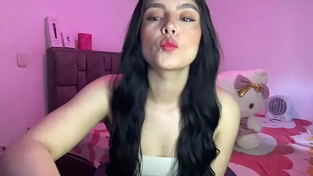 Snapshot of salome_polaniiee chatting on June 26, 6:36 pm salome polaniiee online show from June 26, 6:36 pm