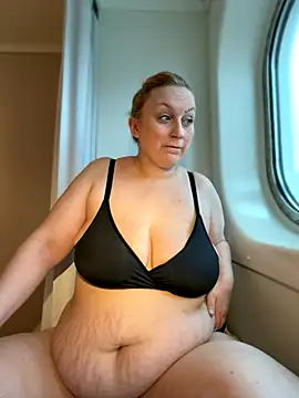 BBW Nora online show from November 10, 7:57 am