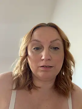 Snapshot of BBW_Nora chatting on September 27, 8:20 am BBW Nora online show from September 27, 8:20 am