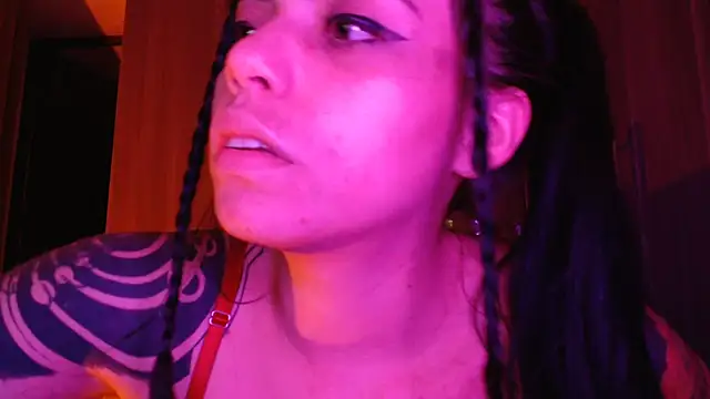 i am nina  online show from February 19, 5:48 am