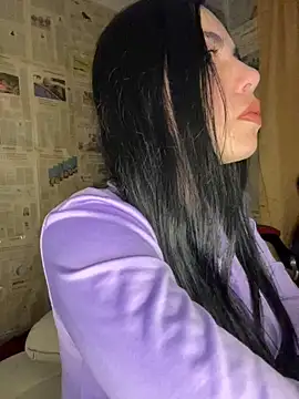 i am nina  online show from April 25, 11:57 pm
