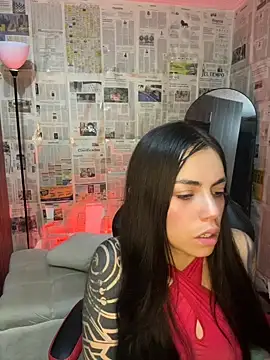 i am nina  online show from April 11, 3:25 am