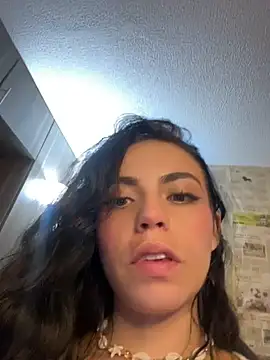 i am nina  online show from July 22, 2:02 am