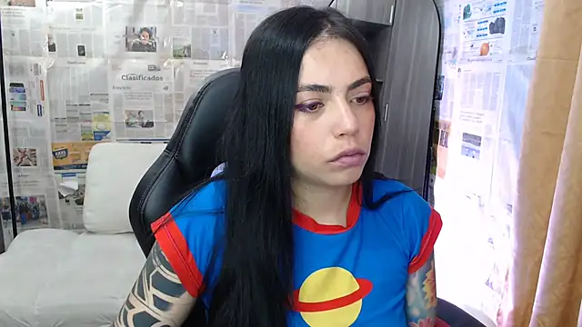 i am nina  online show from September 23, 11:01 pm