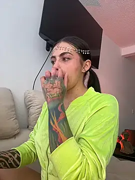 i am nina  online show from December 17, 7:52 pm