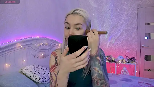 LillyMoure  online show from November 8, 2:26 am