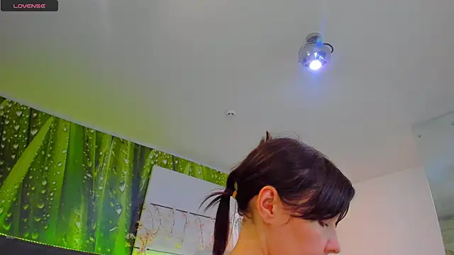 Snapshot of VeraWatts chatting on July 7, 3:09 am VeraWatts online show from July 7, 3:09 am
