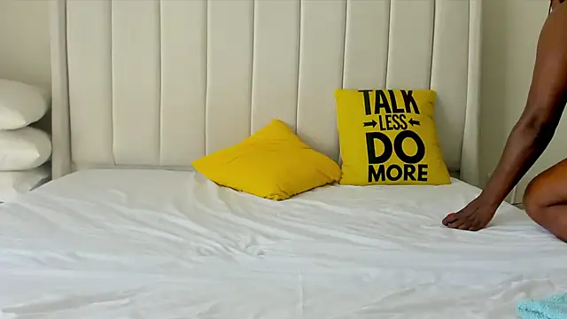  heavenlysent online show from March 24, 12:16 pm