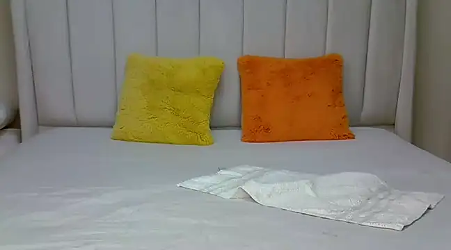  heavenlysent online show from March 17, 1:35 am