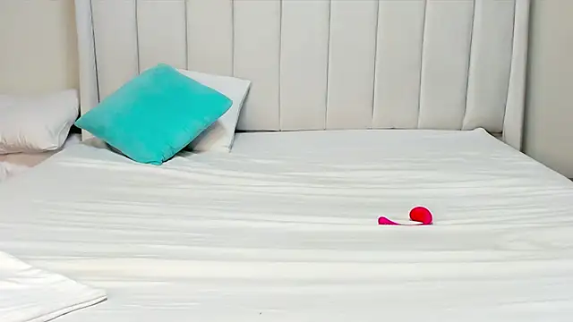  heavenlysent online show from February 5, 3:35 am