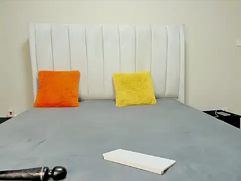  heavenlysent online show from December 23, 3:28 am