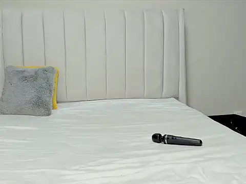 Snapshot of _heavenlysent chatting on November 24, 4:12 am heavenlysent online show from November 24, 4:12 am