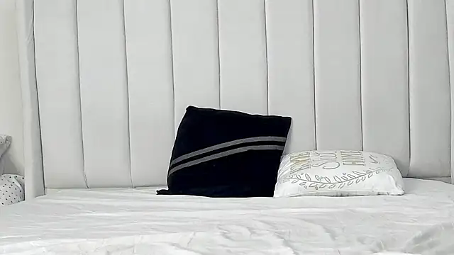  heavenlysent online show from May 14, 4:42 am