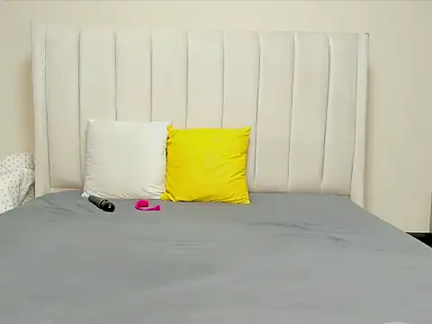 Snapshot of _heavenlysent chatting on November 1, 4:52 am heavenlysent online show from November 1, 4:52 am