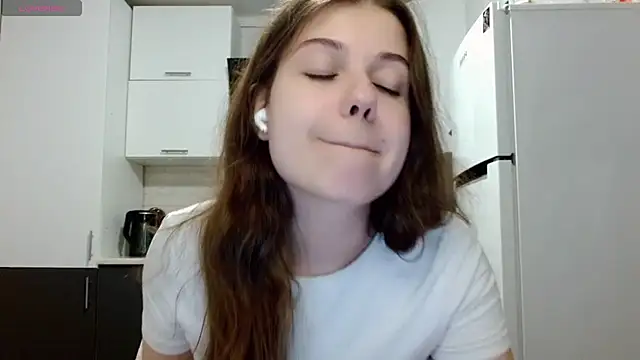 SayMeow  online show from May 31, 9:37 pm