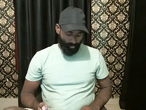 Snapshot of indian2 chatting on October 11, 6:47 am indian2 online show from October 11, 6:47 am