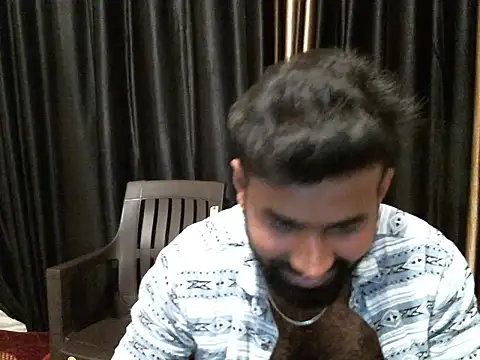 Snapshot of indian2 chatting on March 8, 8:11 am indian2 online show from March 8, 8:11 am