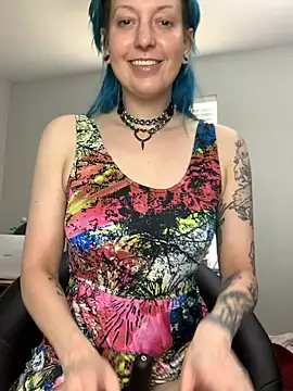 Snapshot of MissCumberdale chatting on September 19, 6:23 pm MissCumberdale online show from September 19, 6:23 pm