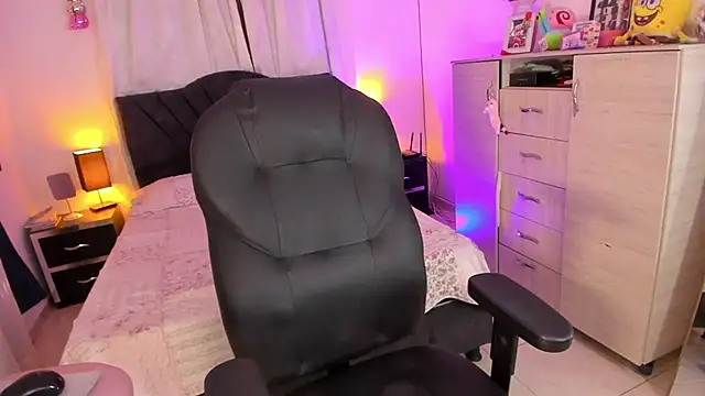 rubicarter online show from April 14, 11:32 pm