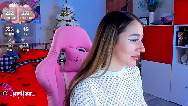 Snapshot of Fiona-Love chatting on January 18, 11:00 pm Fiona-Love online show from January 18, 11:00 pm